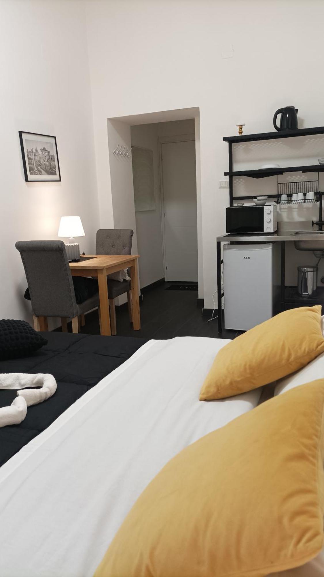 Little Appartaments Guest house Rome